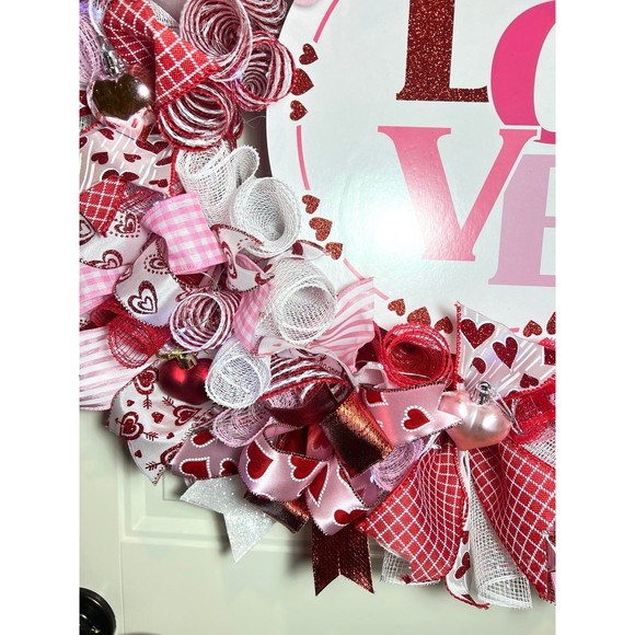 XL Handmade Valentine’s LOVE Ribbon Prelit Wreath 26 ins LED XLW4 - Picture 7 of 11